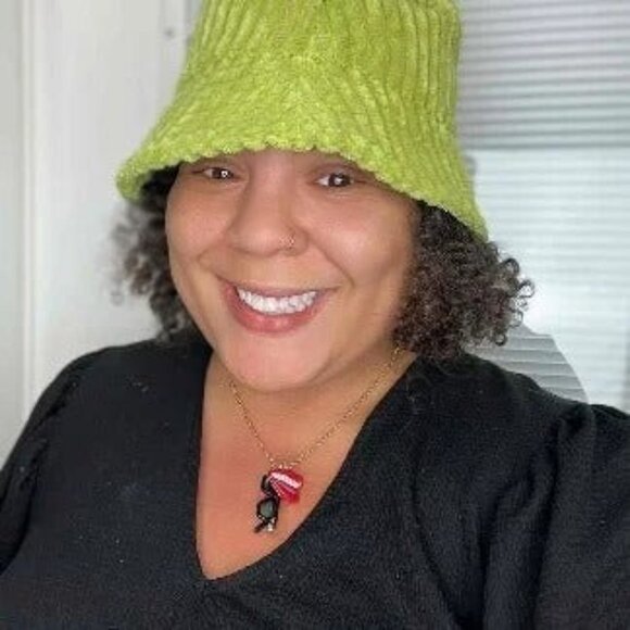 Wild Fable Women's Wide Wale Green Corduroy Bucket Hat - Picture 4 of 4